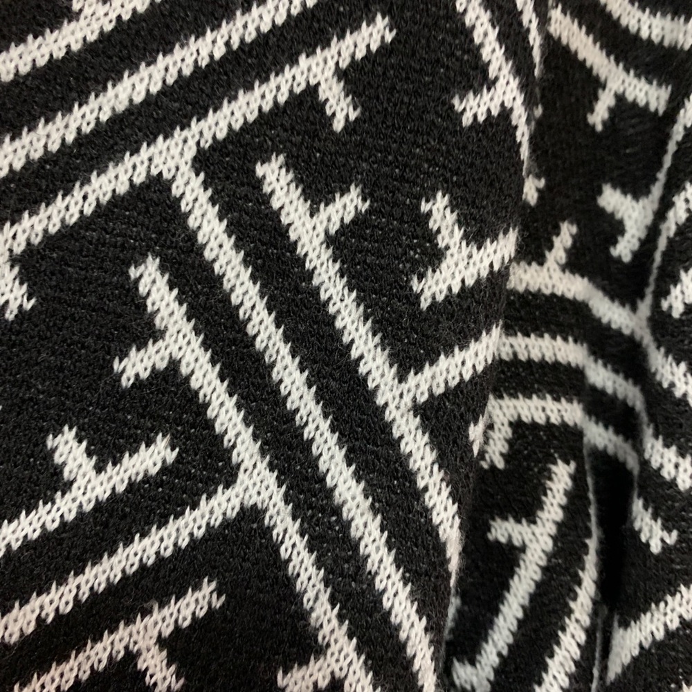 Hannah Black + White Unstructured Sweater Coat Med - Picture 2 of 5